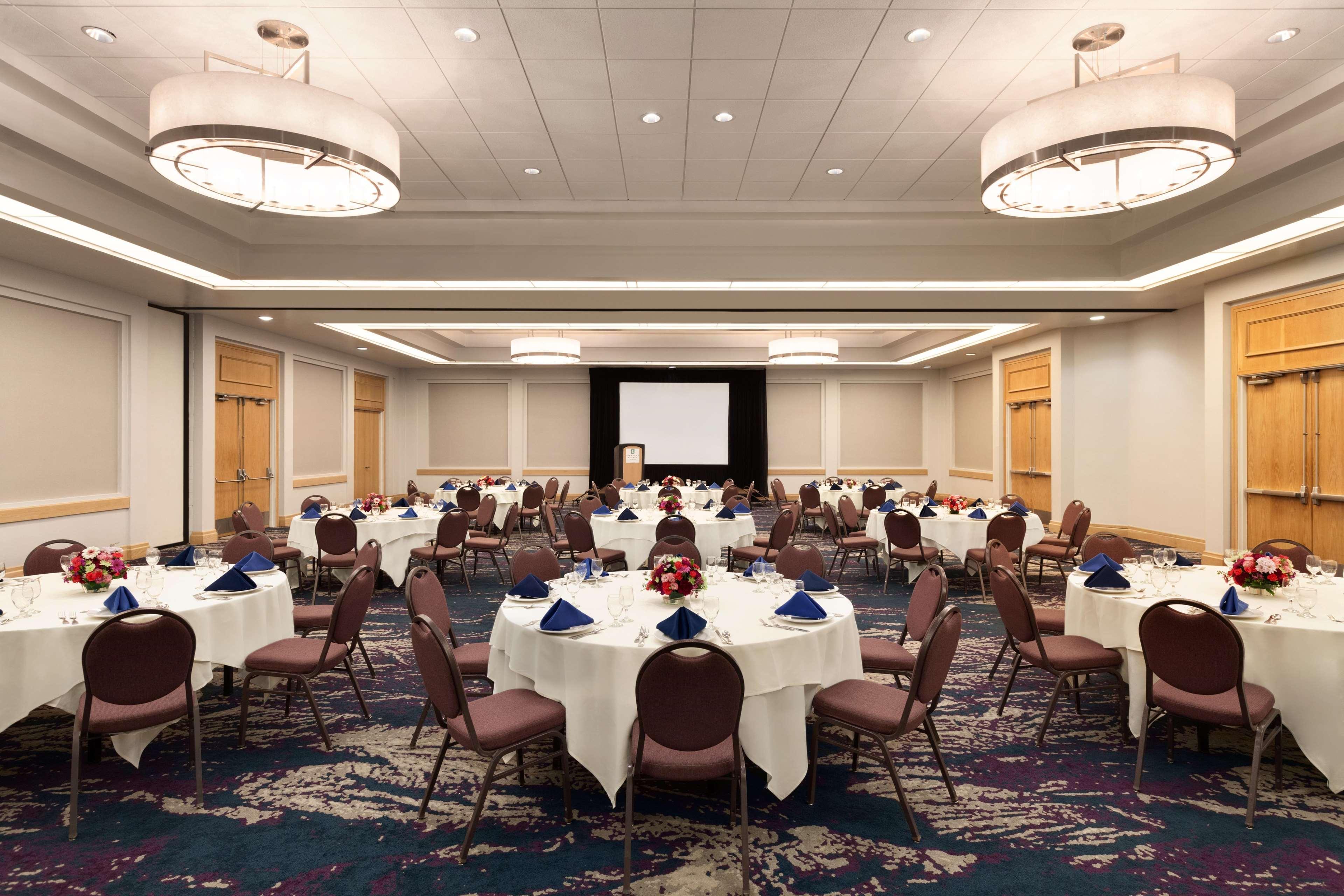 Embassy Suites San Luis Obispo Dış mekan fotoğraf