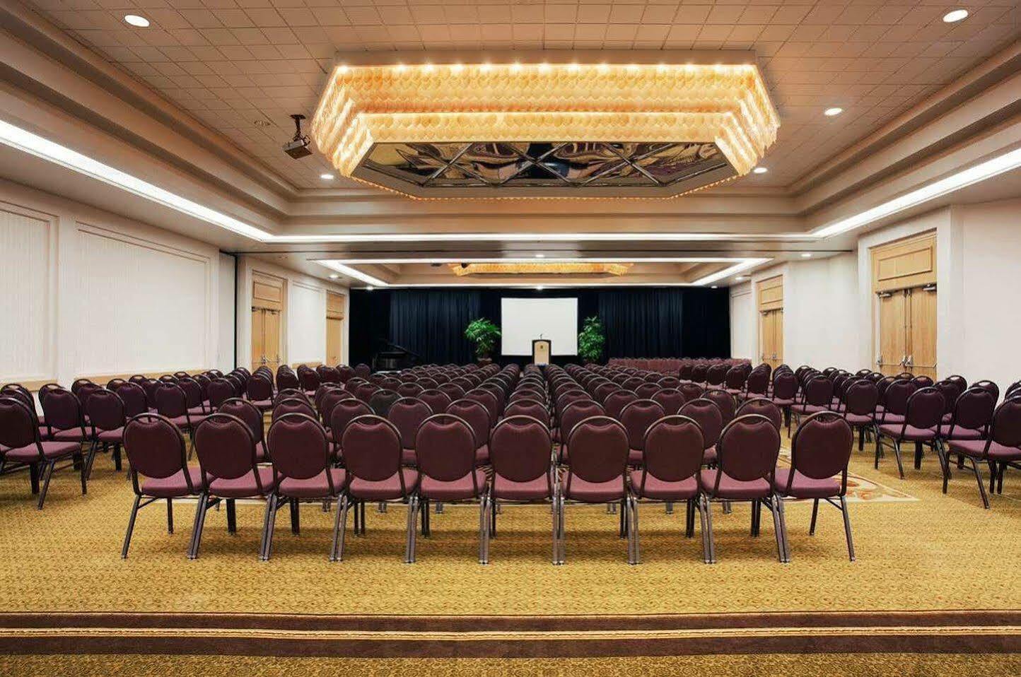 Embassy Suites San Luis Obispo Dış mekan fotoğraf