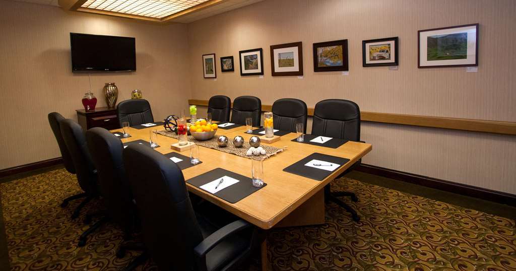 Embassy Suites San Luis Obispo Konforlar fotoğraf